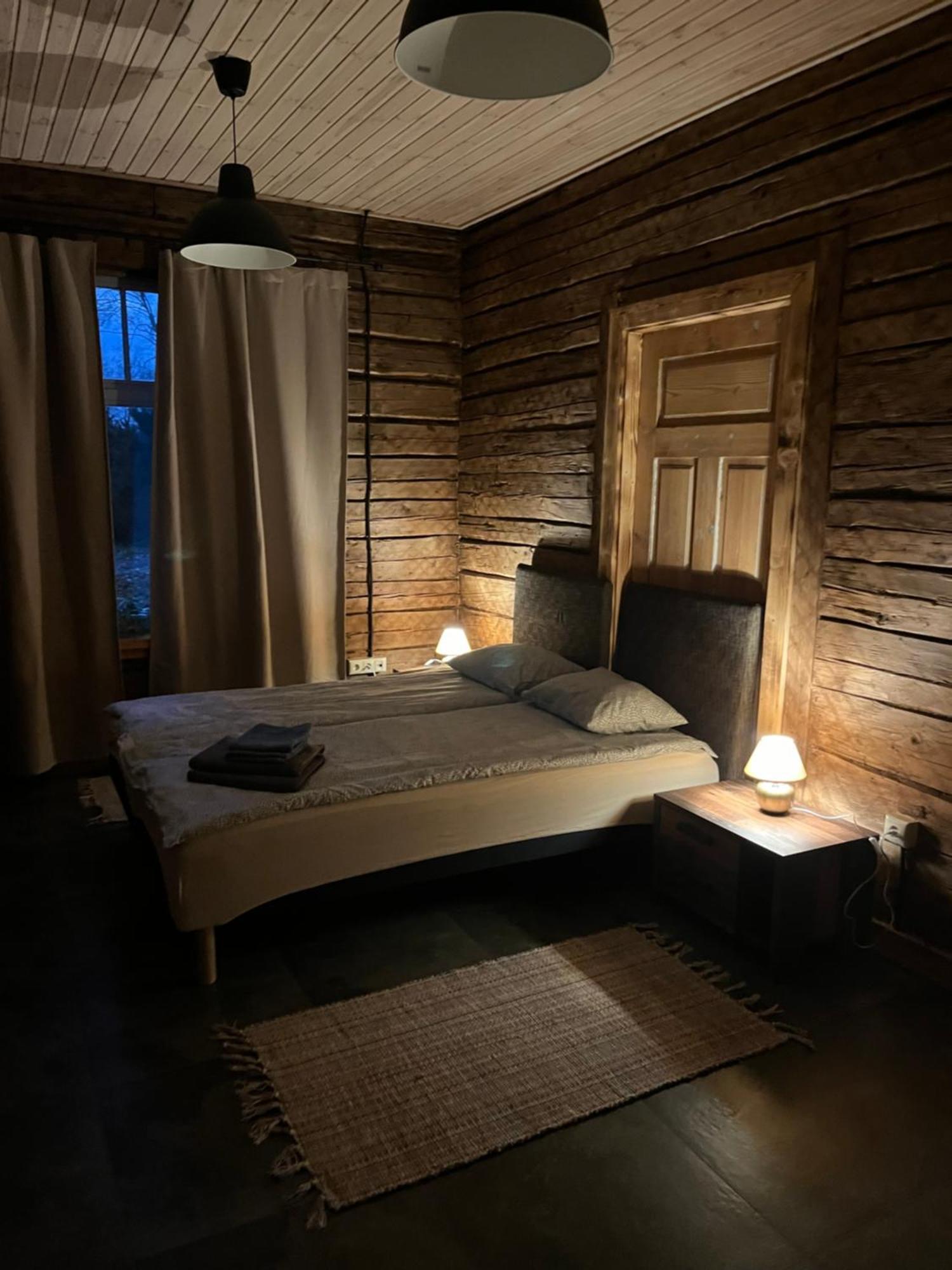 Albergue Kivimaee Turismitalu Taagepera Exterior foto